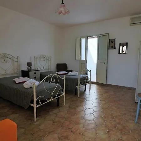 Casa Vacanza Shining Torre San Giovanni Ugento