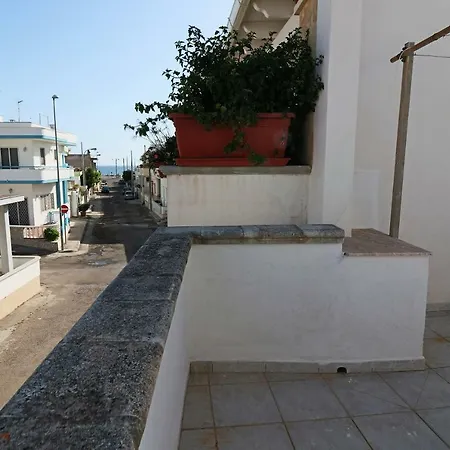 Casa Vacanza Shining * טורה סן ג'ובאני אוג'נטו