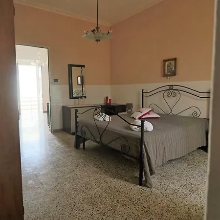 Casa Vacanza Shining טורה סן ג'ובאני אוג'נטו